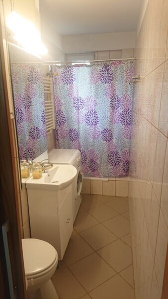 Nicolae Grigorescu, 1 minut metrou,